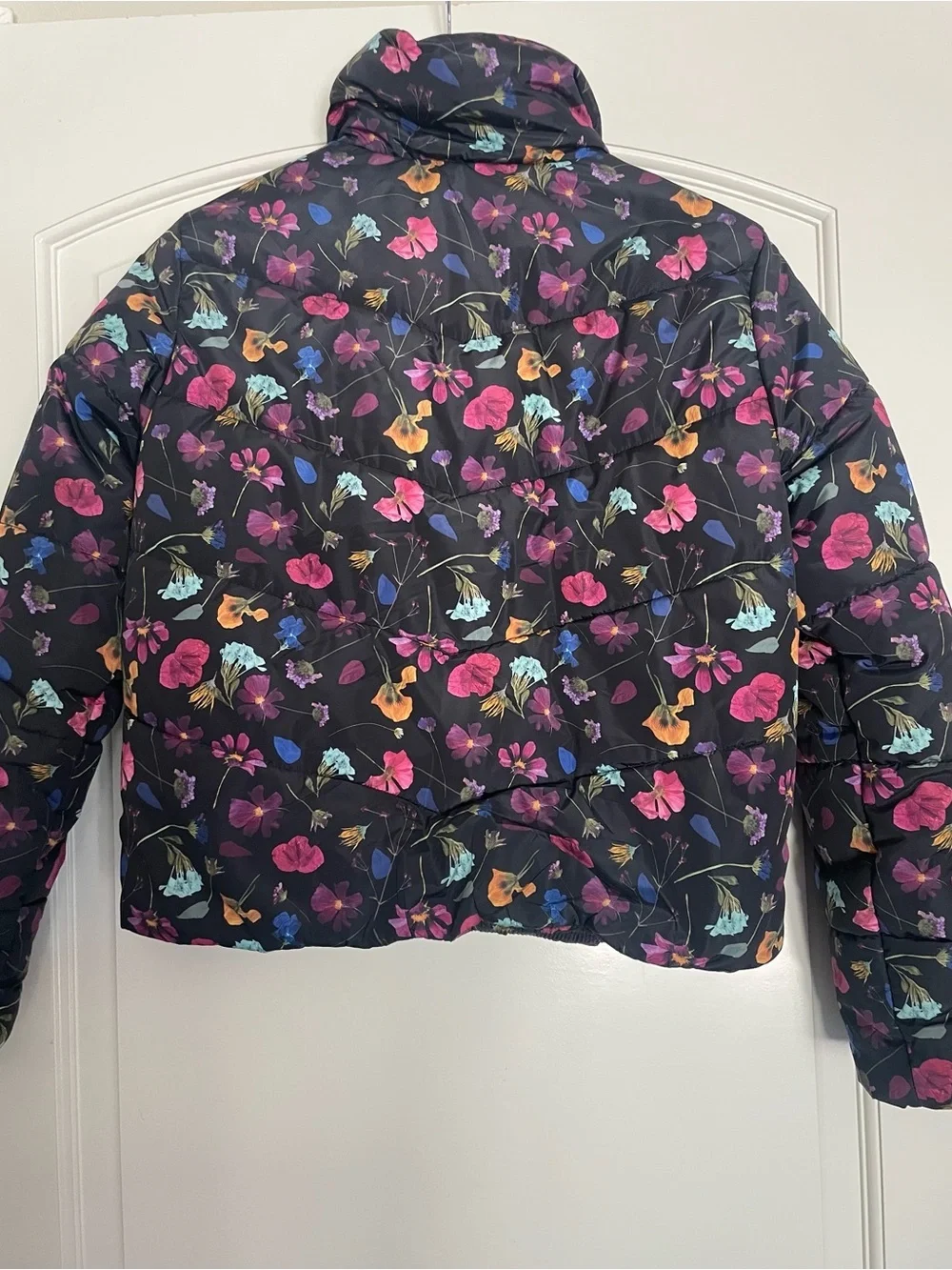 VANS Black Multicolor Floral Women's Puffer Jacket Zip Lined Pockets XS
